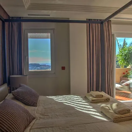 Lovely Duplex Penthouse With Spectacular Sea View Apartment *